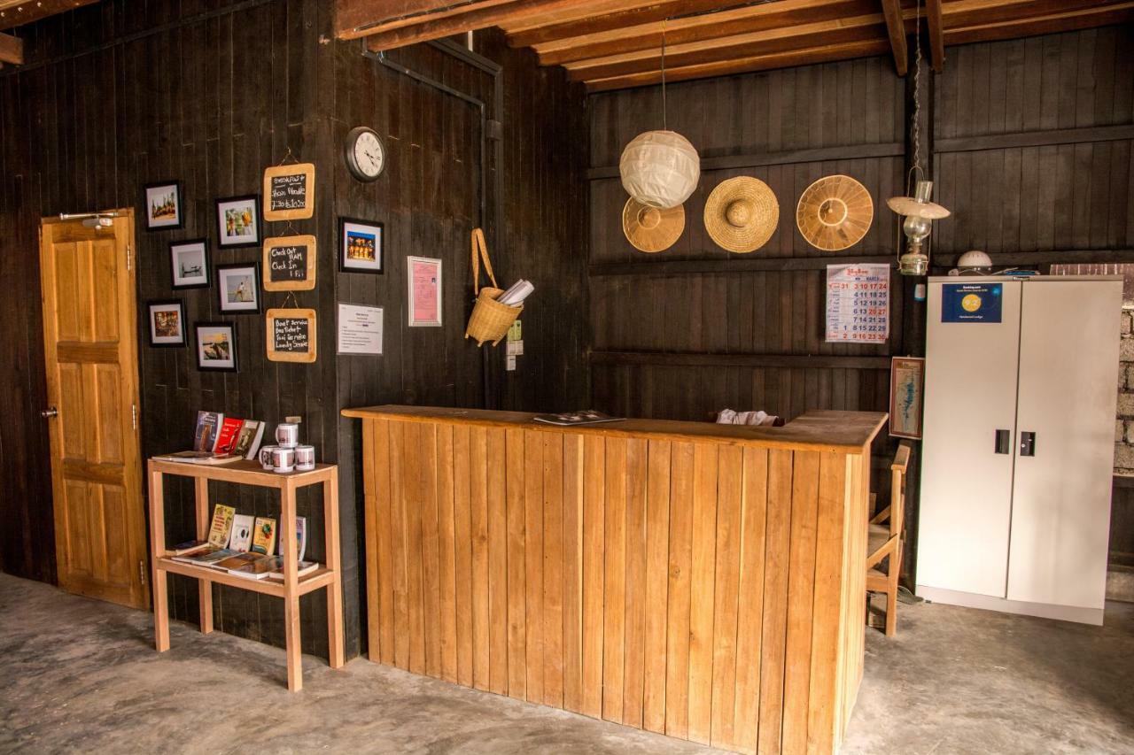 Hardwood Lodge ニャウンシュエ エクステリア 写真