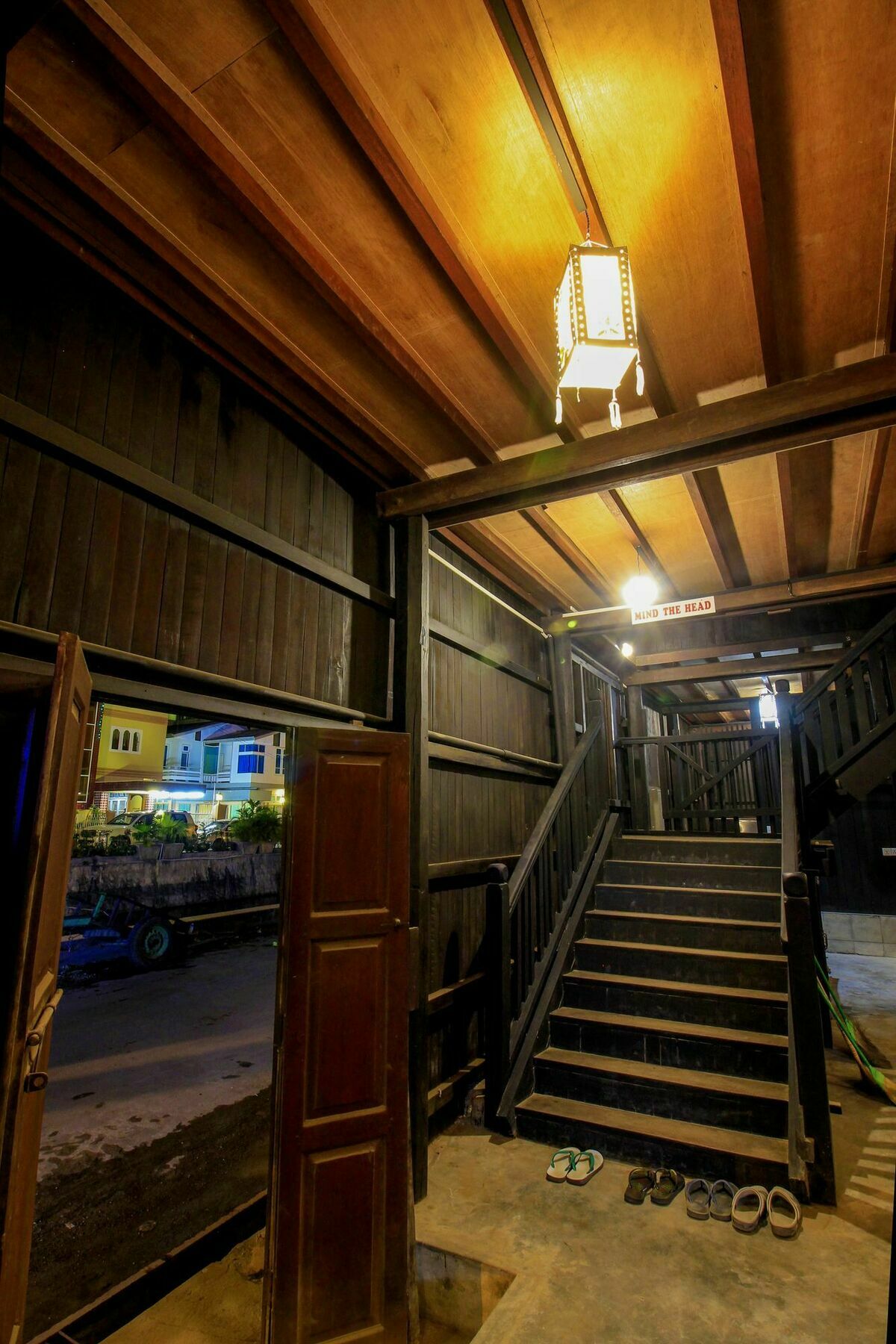 Hardwood Lodge ニャウンシュエ エクステリア 写真